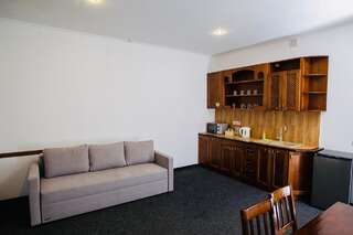 Курортные отели ZimaSnow Ski & Spa Club Буковель Апартаменты - 1-й этаж-7