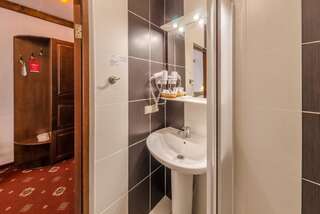 Курортные отели ZimaSnow Ski & Spa Club Буковель Стандартный двухместный номер с 1 кроватью-10